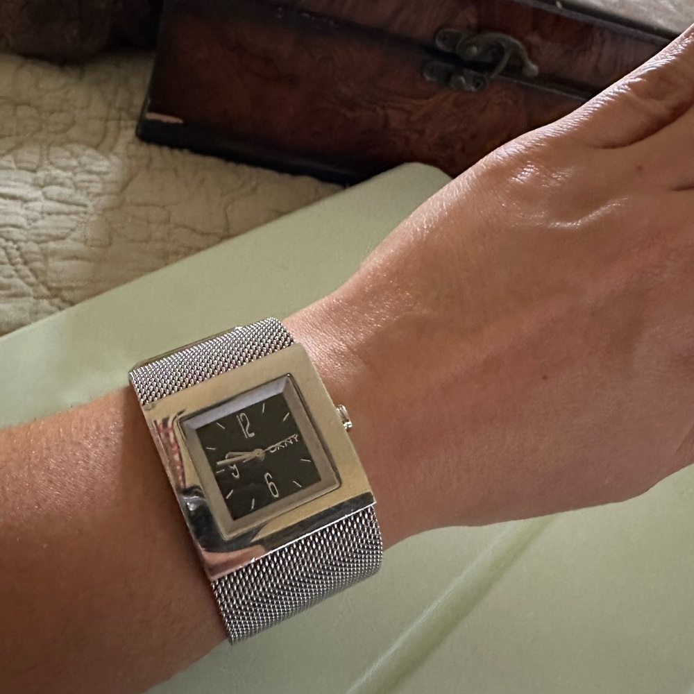 Stainless Steel Adjustable Watch